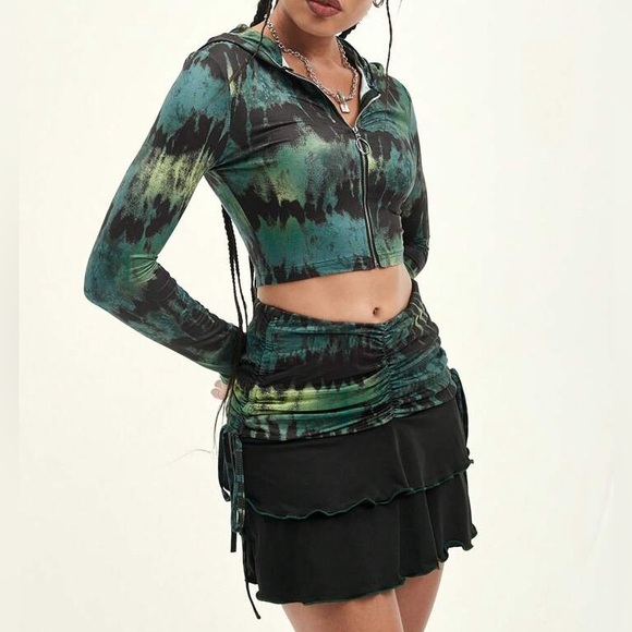 Tie Dye Ruched Crop Hoodie & Mini Skirt Set - Picture 4 of 8